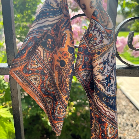 Paisley Satin Bow Scrunchie - Picture 2 of 4